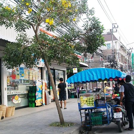 A Joy House - Kaset Nawamin City Bangkok Dış mekan fotoğraf