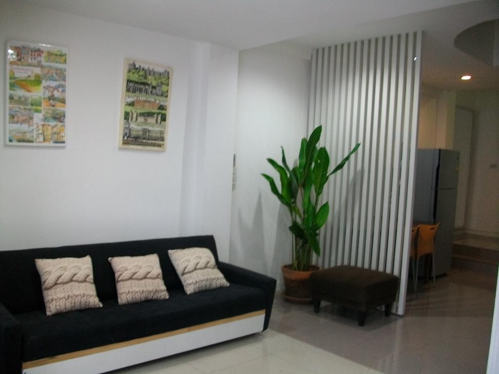 A Joy House - Kaset Nawamin City Bangkok Dış mekan fotoğraf