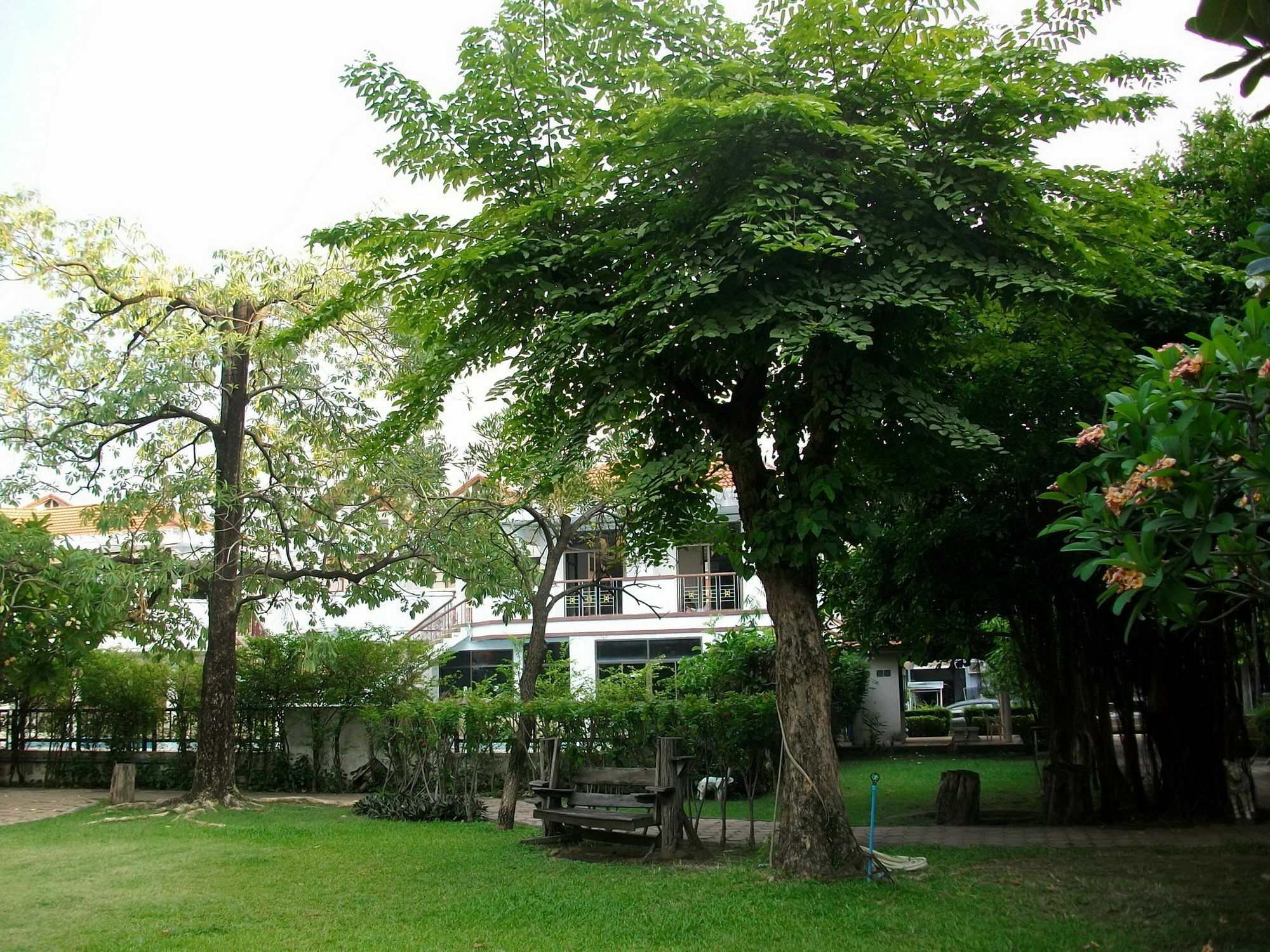 A Joy House - Kaset Nawamin City Bangkok Dış mekan fotoğraf